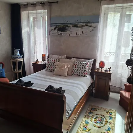 Jolie Maison Dans Petit Village * Vignory