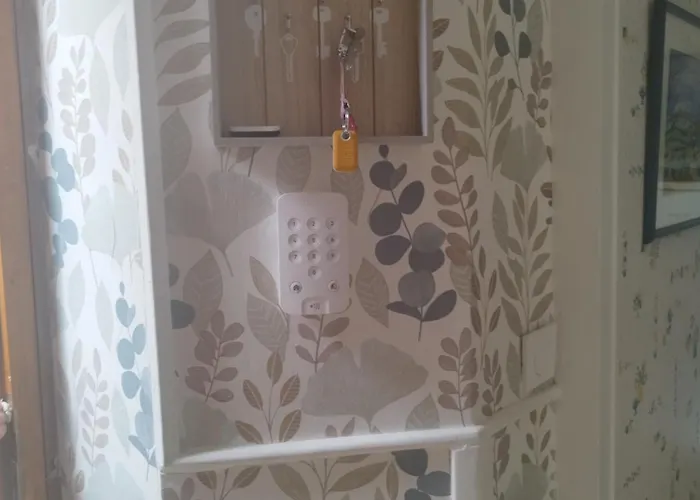 Jolie Maison Dans Petit Village *