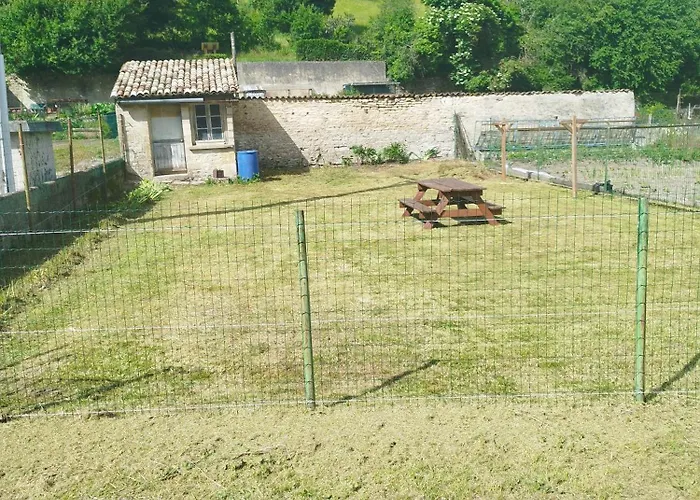 Jolie Maison Dans Petit Village