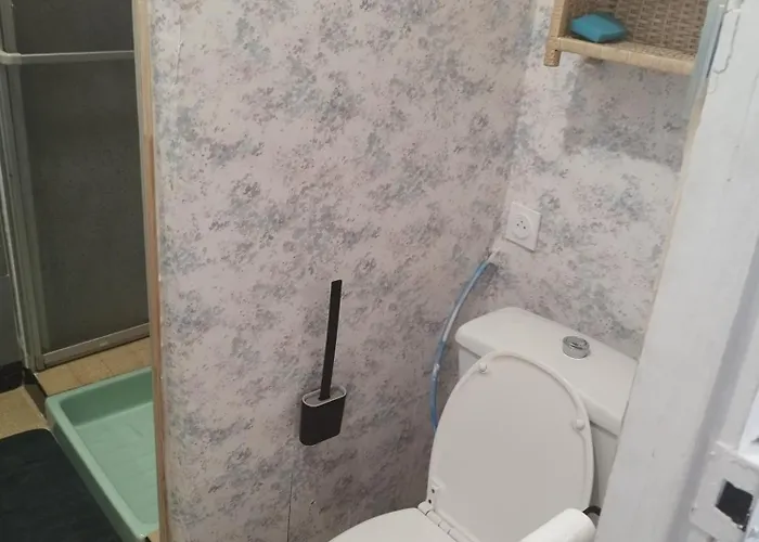 Jolie Maison Dans Petit Village *